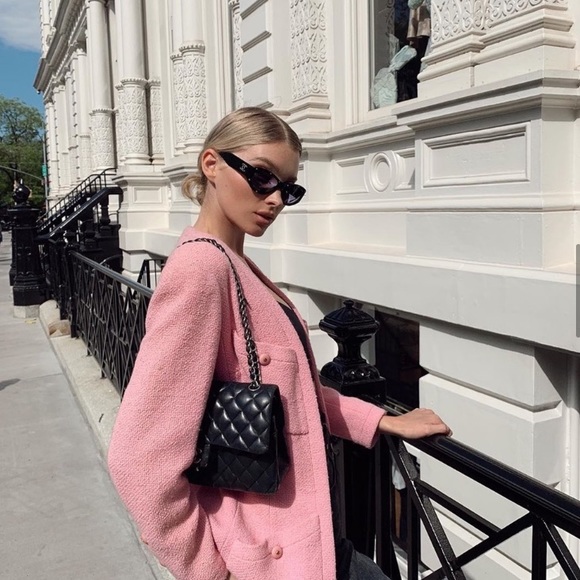 Chanel - Picture 3 of 7